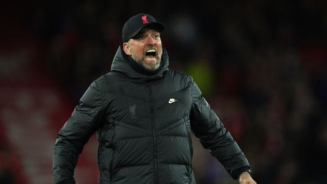 FC Liverpools Trainer Jürgen Klopp feiert den Sieg gegen West Ham United. FC Liverpools Trainer Jürgen Klopp feiert den Sieg gegen West Ham United.