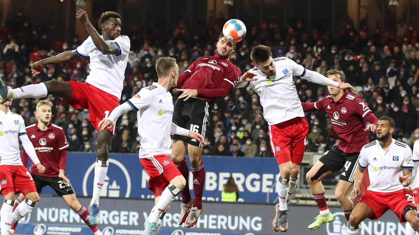2. Bundesliga: Nürnberg gewann eine enge Partie gegen Hamburg.