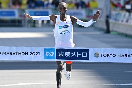 Der Kenianer Eliud Kipchoge gewann den Tokio-Marathon.