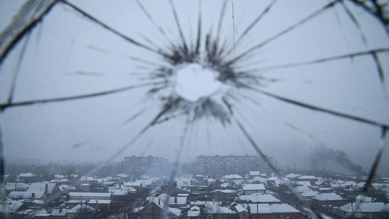 Schüsse in Mariupol: Die Hafenstadt sollte bereits zweimal evakuiert werden, doch die Versuche scheiterten.