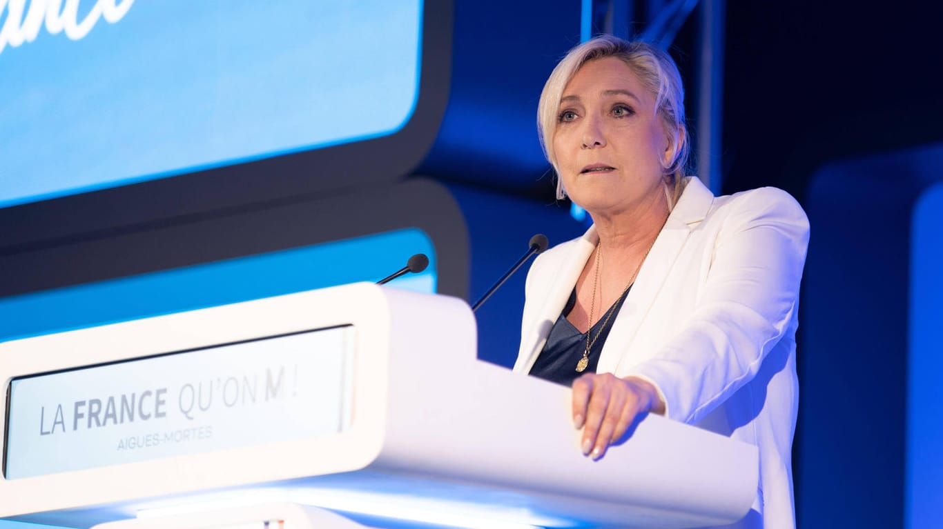 Marine Le Pen: Laut Umfragen ist sie aktuell die größte Konkurrenz für Amtsinhaber Macron.