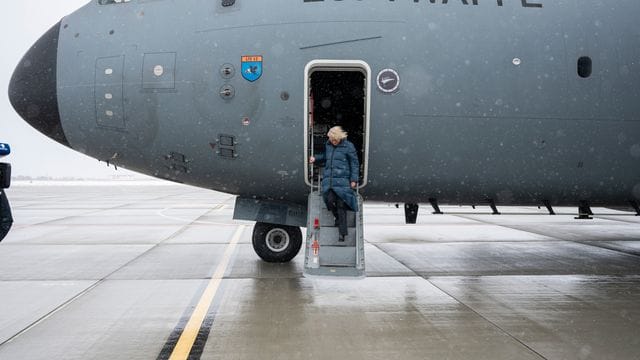 "Dürfen unsere Bundeswehr dabei nicht schwächen": Christine Lambrecht. "Dürfen unsere Bundeswehr dabei nicht schwächen": Christine Lambrecht.