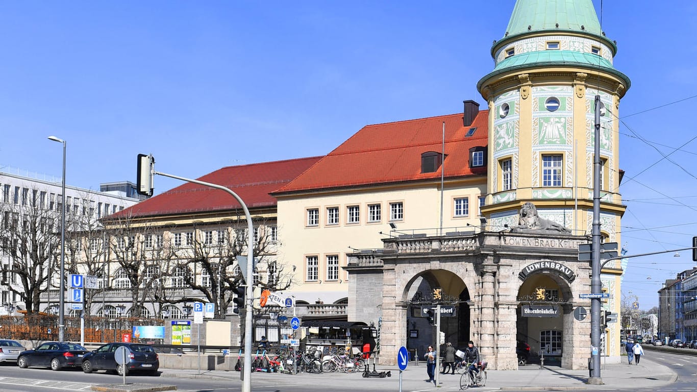 Stiglmaierplatz in München (Symbolbild): Hier befindet sich die Privatklinik, die keine Russen und Belarussen mehr behandeln wollte.