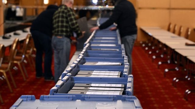 Verfahren über AfD-Klagen Verfahren über AfD-Klagen