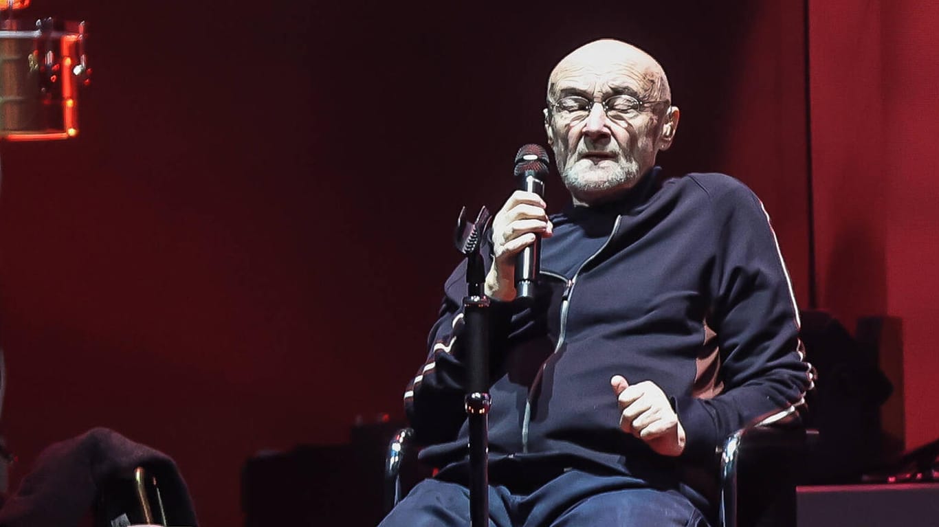 Phil Collins: Der Musiker kann nicht mehr selbst Schlagzeug spielen.