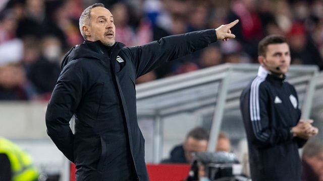 Coach Adi Hütter fehlte beim Gladbacher Training.
