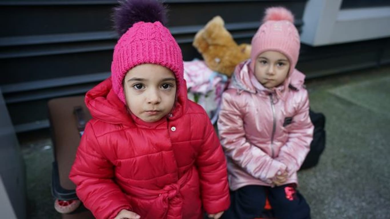 Die EU warnt vor den Gefahren für flüchtende Kinder und Jugendliche aus der Ukraine.