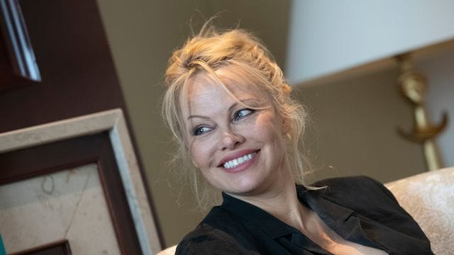 Pamela Anderson geht an den Broadway.