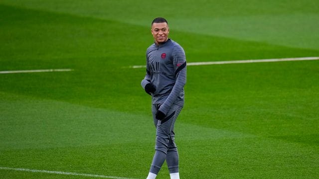 Kylian Mbappé beim Abschlusstraining von Paris Saint-Germain in Madrid.