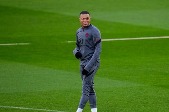 Kylian Mbappé beim Abschlusstraining von Paris Saint-Germain in Madrid.