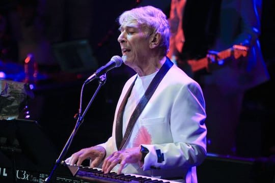 John Cale hat mit The Velvet Underground Musikgeschichte geschrieben.