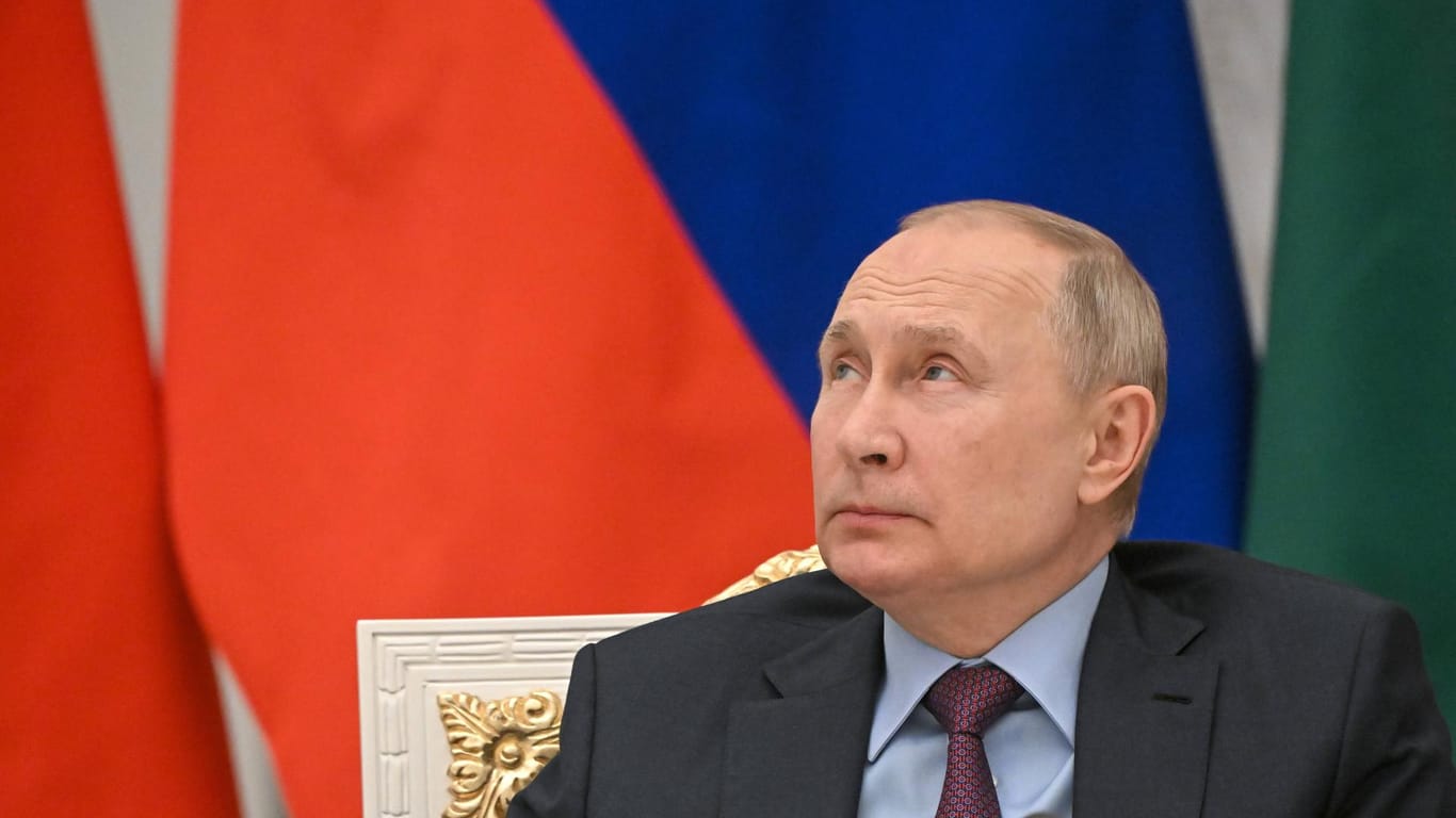 Was geht in seinem Kopf vor?: Wladimir Putin bei einem Termin im Kreml.
