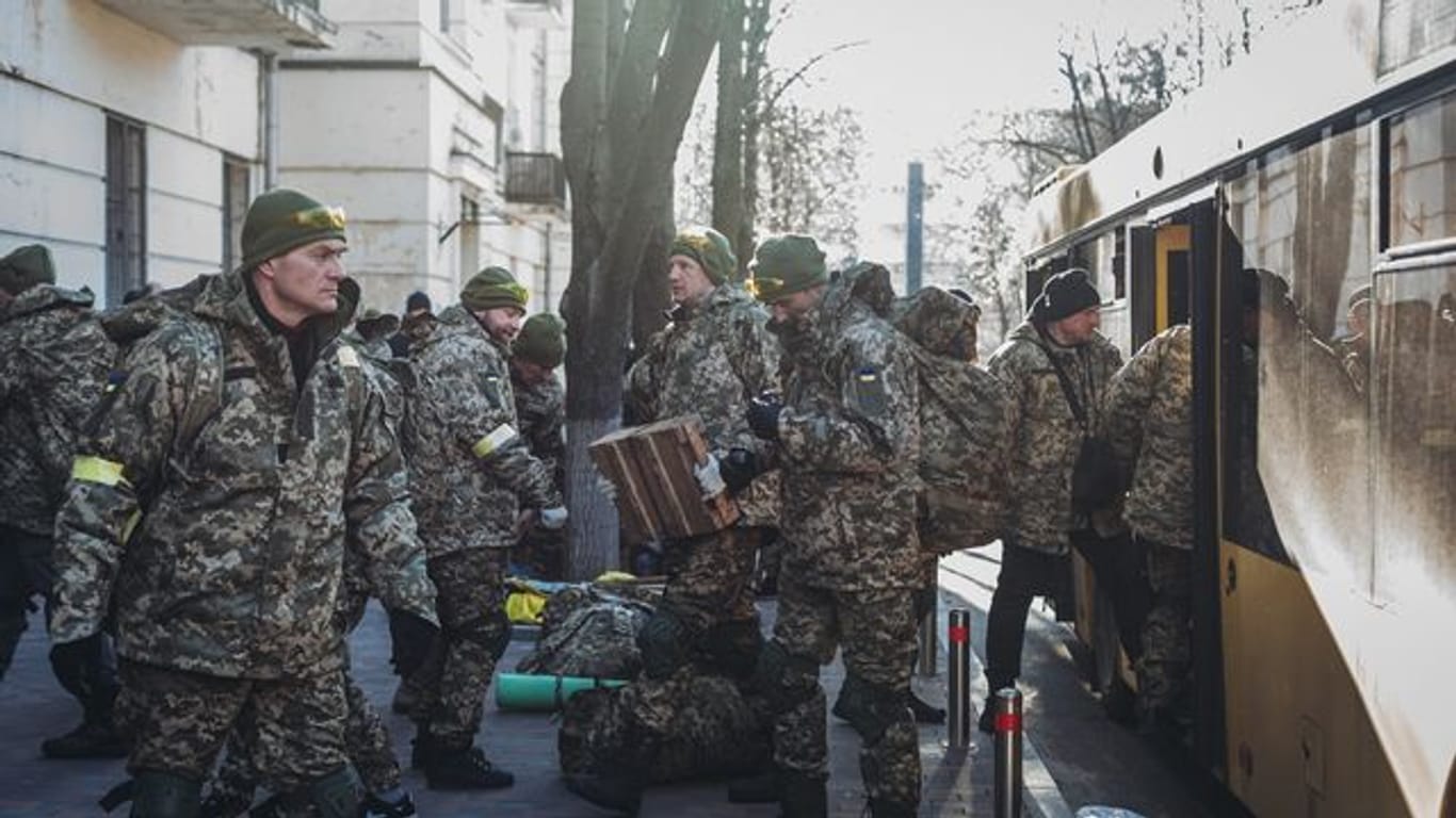 Soldaten der ukrainischen Armee in Kiew.