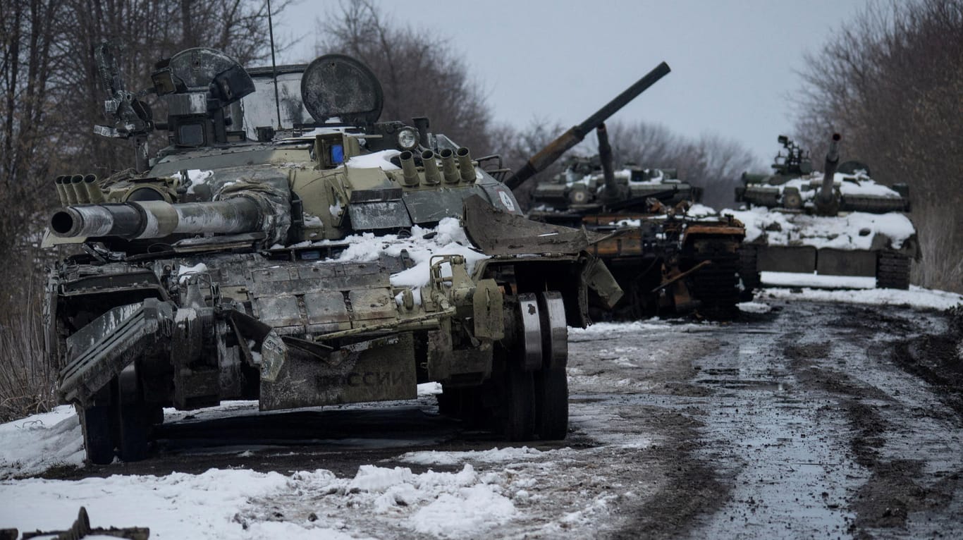 Zerstörter russischer Konvoi bei Sumy: Immer wieder gelingen der ukrainischen Armee erfolgreiche Angriffe auf russische Nachschublinien.