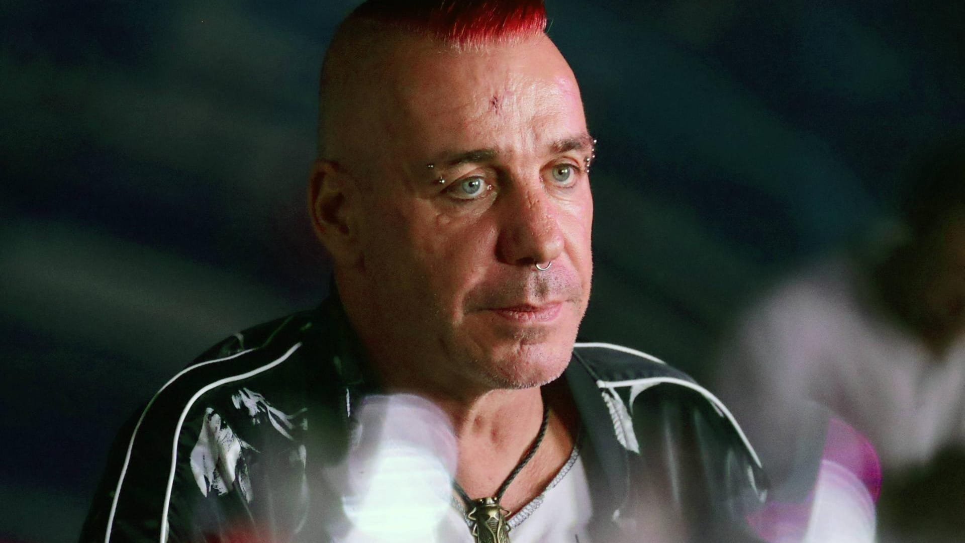 Till Lindemann (Archivbild): Der Frontmann von Rammstein hilft Geflüchteten aus der Ukraine. Till Lindemann (Archivbild): Der Frontmann von Rammstein hilft Geflüchteten aus der Ukraine.