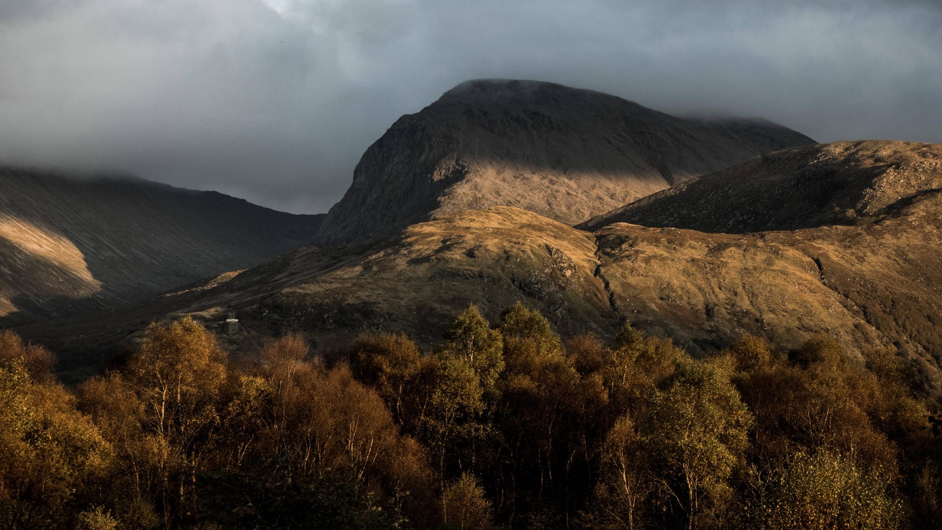 Der Ben Nevis in Schottland: 23 Menschen wurden vom höchsten Gipfel Schottlands geholt. Der Ben Nevis in Schottland: 23 Menschen wurden vom höchsten Gipfel Schottlands geholt.