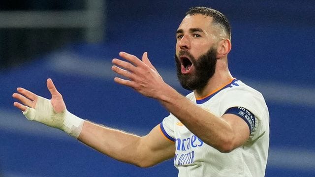 Karim Benzema von Real Madrid feiert seinen Treffer.