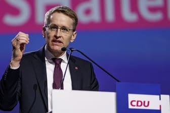 Ministerpräsident Daniel Günther beim Landesparteitag der CDU Anfang März.