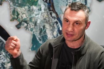 Kiews Bürgermeister Vitali Klitschko während eines Interviews.
