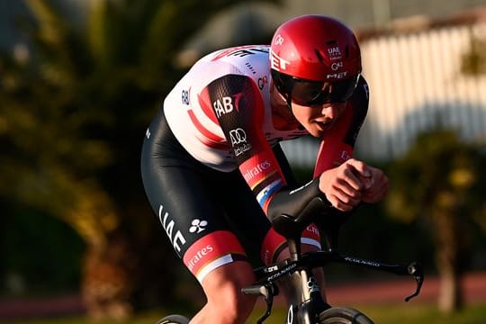 Auf der Fernfahrt Tirreno-Adriatico hat Tadej Pogacar vom UAE Team Emirates nach der vierten Etappe die Gesamtführung übernommen.