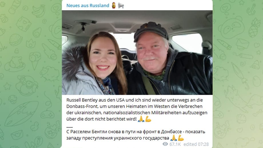 Verstärkung: Russel "Texas" Bentley kam zum Kämpfen als Sniper in den Donbass und sieht sich jetzt jetzt Infokrieger. Alina Lipp reist mit ihm in Kampfgebiete.