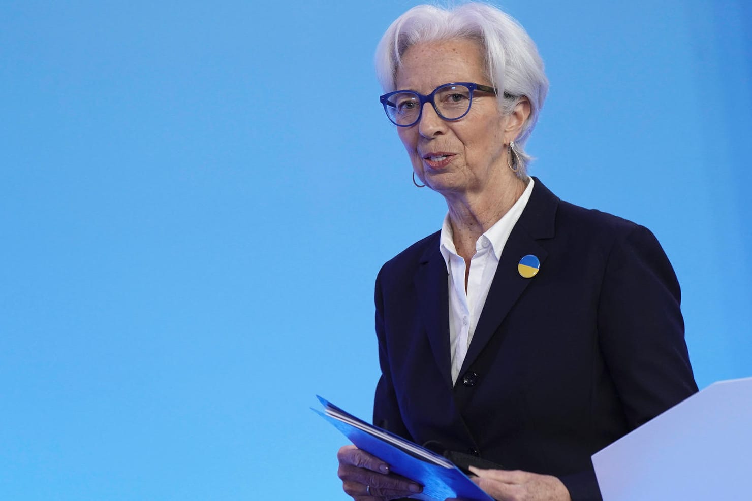 Christine Lagarde: Der EZB-Rat bezeichnete Putins Angriff auf die Ukraine als "Wendepunkt für Europa". Christine Lagarde: Der EZB-Rat bezeichnete Putins Angriff auf die Ukraine als "Wendepunkt für Europa".