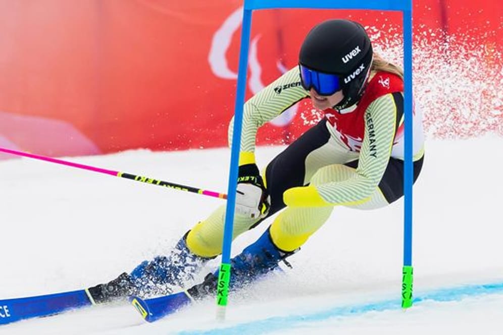 Skirennfahrerin Andrea Rothfuss holte im Riesenslalom der stehenden Klasse überraschend Bronze.
