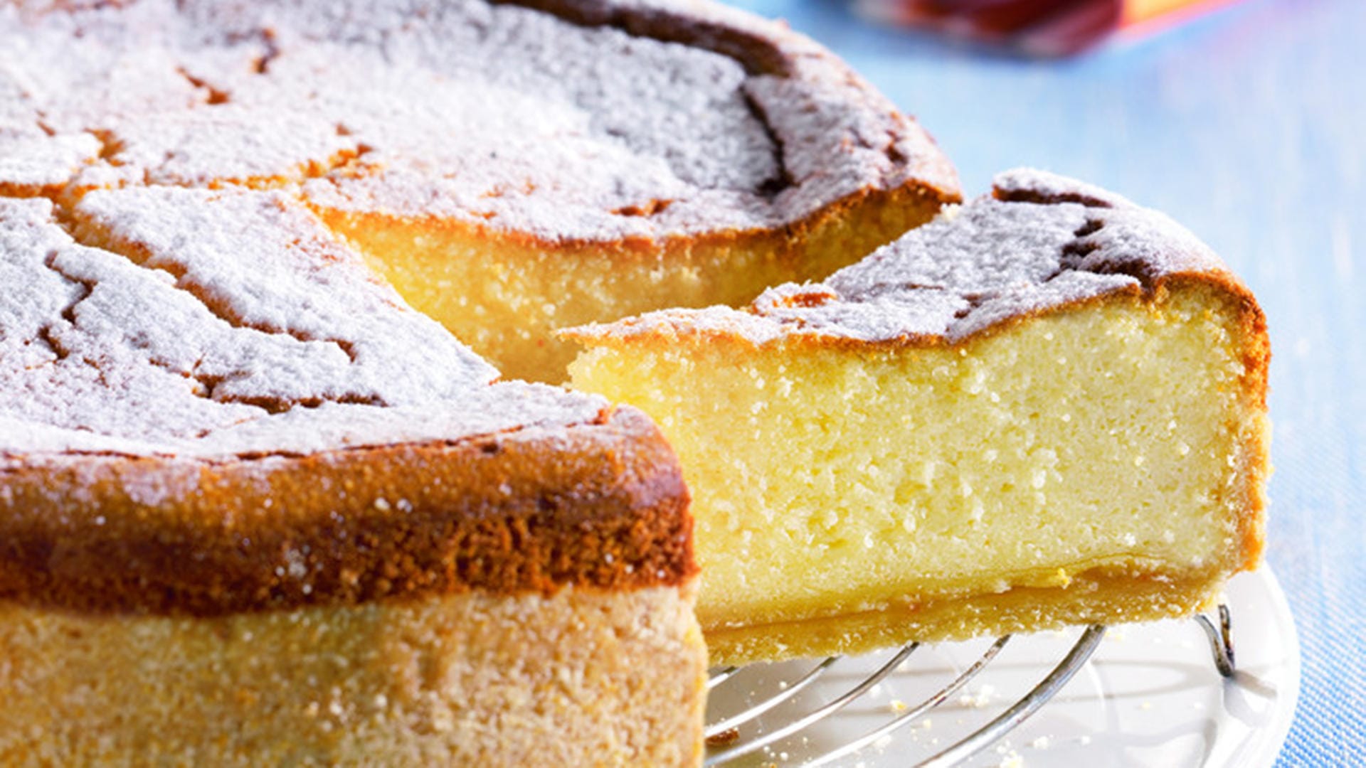 Grießkäsekuchen: Der Boden ist besonders raffiniert.