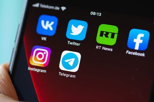 Facebook und Twitter wurden in Russland bereits blockiert - jetzt soll Instagram folgen.