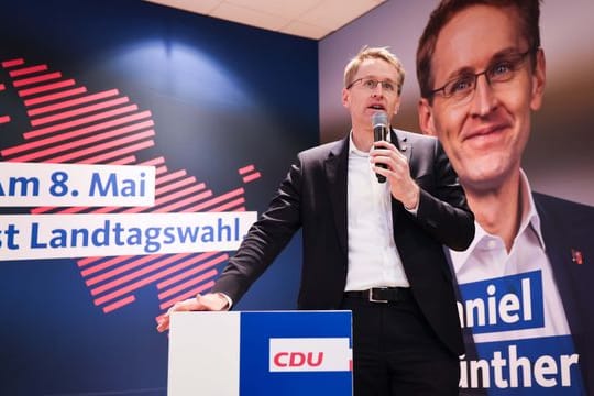 Günther eröffnet Wahlkampf-Showroom