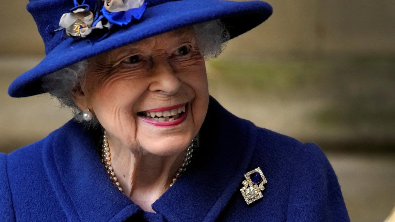 Queen Elizabeth II.: Anders als geplant wird sie doch nicht an einem Gottesdienst am nächsten Montag teilnehmen.