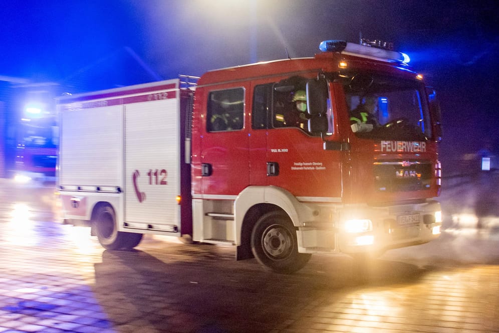 Bei einem Wohnungsbrand in Schwerin sind zwei Menschen ums Leben gekommen. (Symbolfoto)