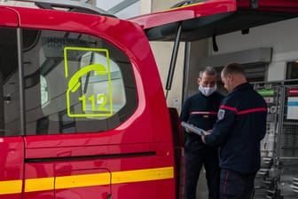 In der französischen Stadt Grenoble fand die Feuerwehr eine tote Frau und vier tote Kinder in einer Wohnung. (Symbolfoto)