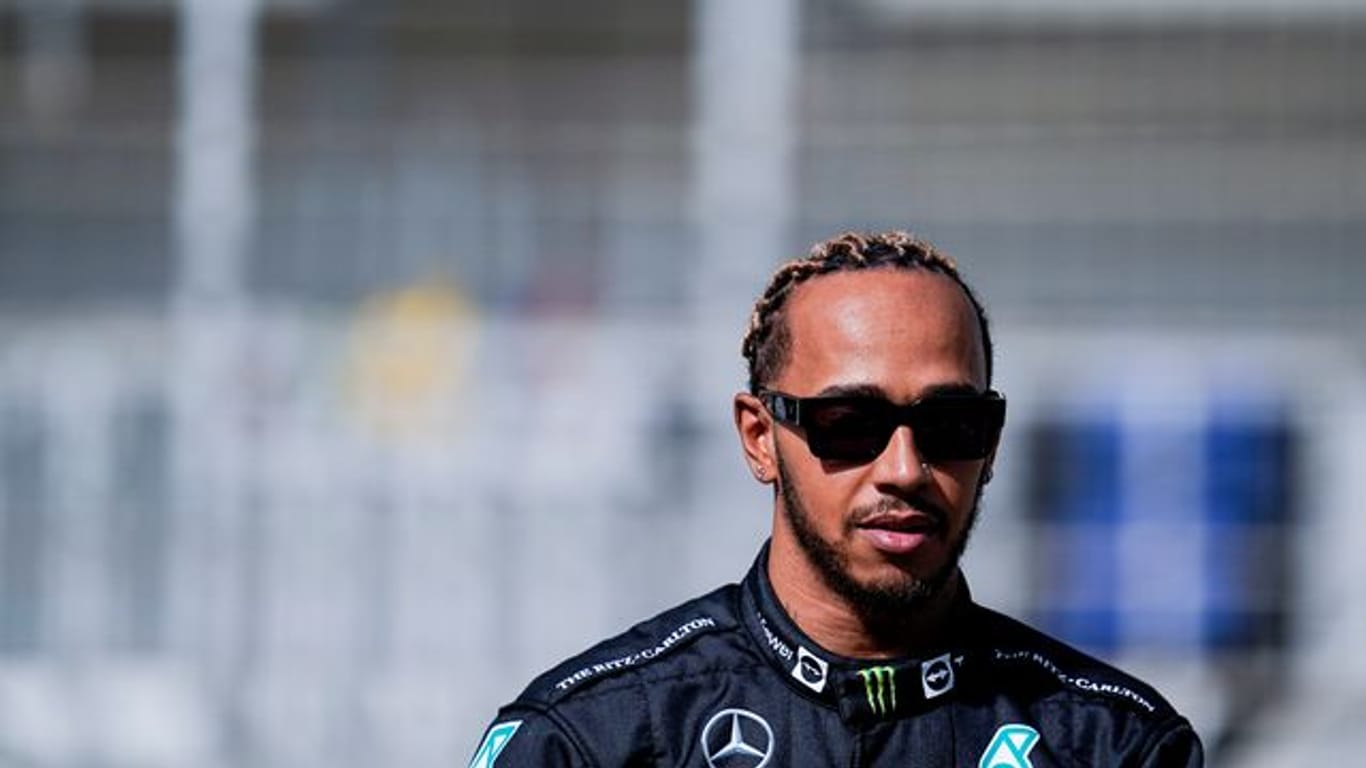 Formel-1-Rennfahrer Lewis Hamilton sieht Mercedes als nicht so stark wie letztes Jahr.