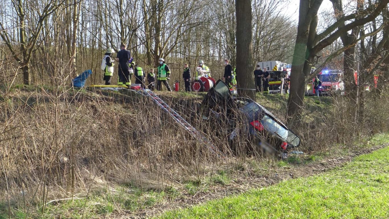 Unfallstelle in Dortmund: Eine Frau erlag ihren Verletzungen am Tag nach dem Crash.
