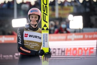 Karl Geiger hofft bei der Skiflug-WM auf eine Team-Medaille.