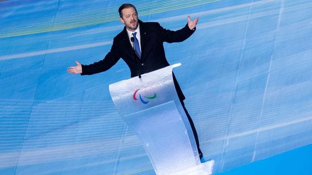 Andrew Parsons, Präsident des Internationalen Paralympischen Komitees, hat die Paralympics für beendet erklärt. Andrew Parsons, Präsident des Internationalen Paralympischen Komitees, hat die Paralympics für beendet erklärt.