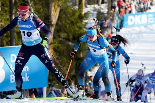 Das Quartett um Denise Herrmann ist beim Weltcup in Otepää auf Platz vier ins Ziel gelaufen.