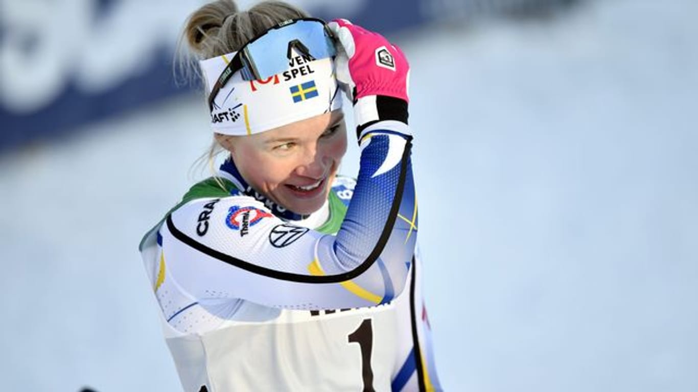 Die Schwedin Jonna Sundling konnte das letzte Rennen beim Weltcup im Duo mit Calle Halfvarsson für sich entscheiden.