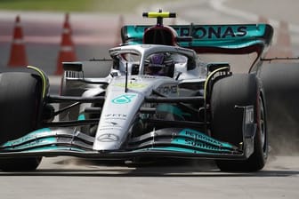 Lewis Hamilton geht in der ungewohnten Rolle des Herausforderers in die neue Saison.
