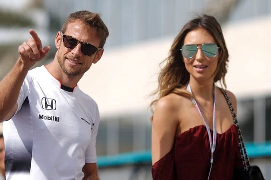 Der frühere Formel-1-Weltmeister Jenson Button hat seine Freundin Brittny Ward geheiratet.