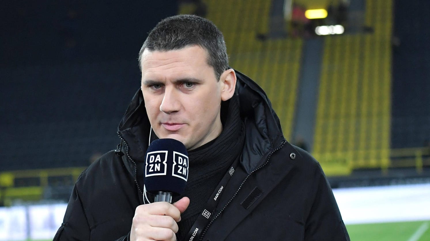 Ralph Gunesch: Der DAZN-Experte war zuletzt an der Seite von Moderatorin Laura Wontorra im TV zu sehen. Ralph Gunesch: Der DAZN-Experte war zuletzt an der Seite von Moderatorin Laura Wontorra im TV zu sehen.