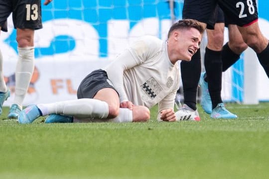 Florian Wirtz hat sich einen Riss des vorderen Kreuzbandes im linken Knie zugezogen und wird monatelang für Leverkusen ausfallen.
