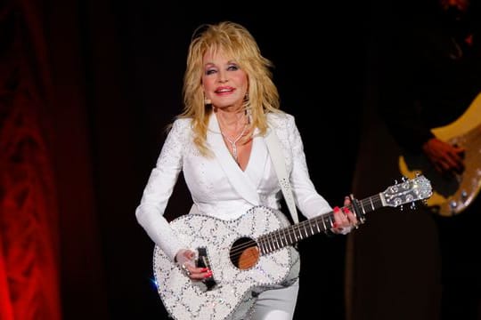 Country-Sängerin Dolly Parton bei einem Konzert in Nashville.