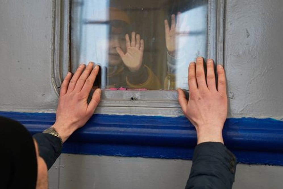 Laut Unicef sind rund die Hälfte der Menschen, die aus der Ukraine fliehen, Kinder.