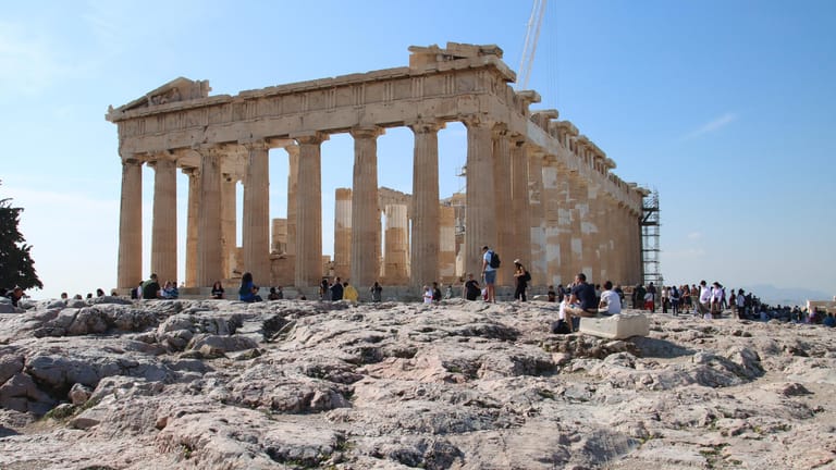 Ab nach Athen: Mittelmeerziele wie Griechenland sind diesen Sommer wieder stärker nachgefragt.