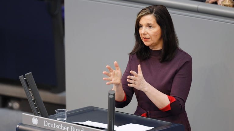 Katrin Göring-Eckardt: Die Grünen-Politikerin ist seit 2021 Vize-Präsidentin des Deutschen Bundestags.