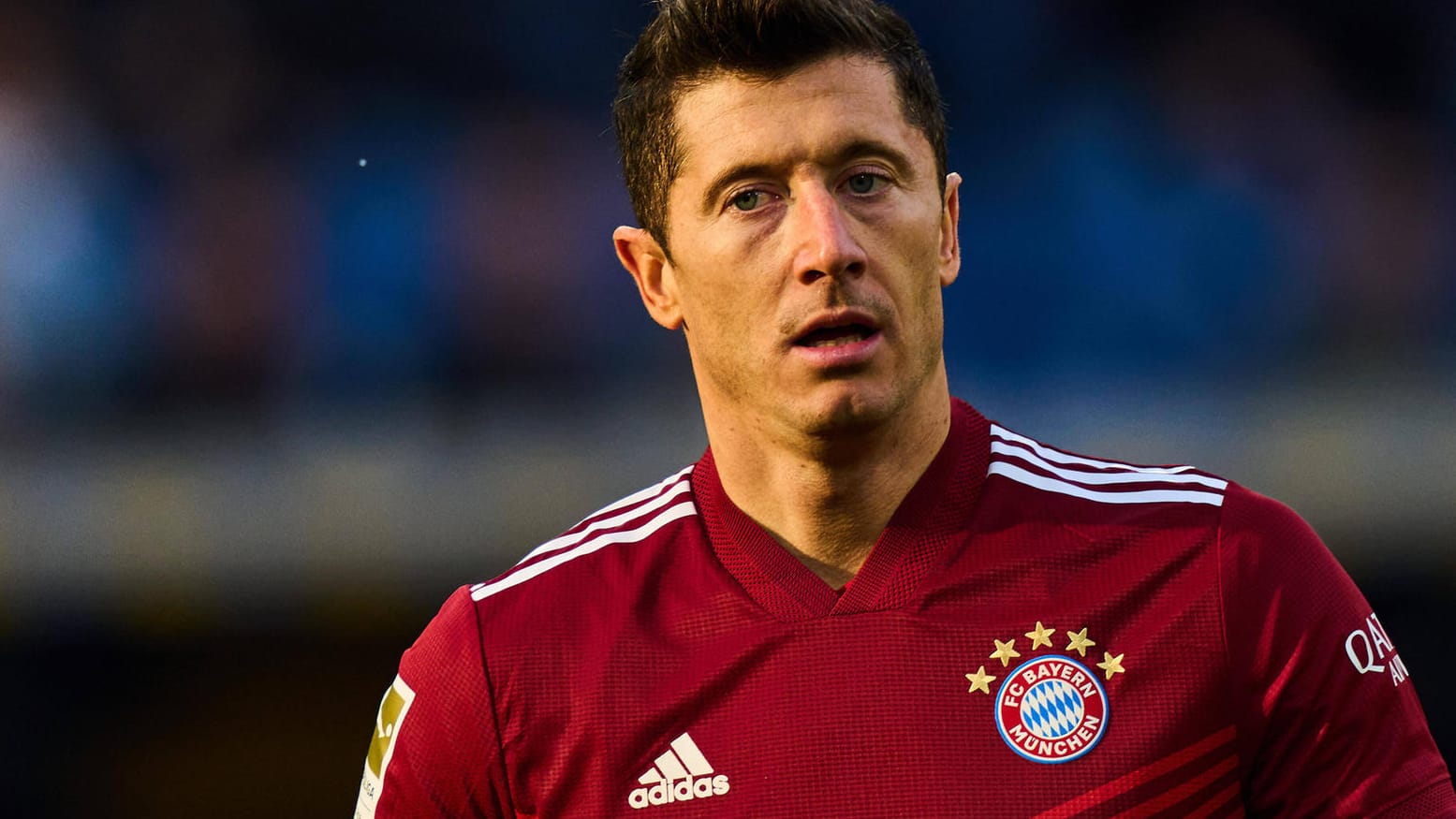 Robert Lewandowski: Der Bayern-Stürmer musste am Dienstag das Training abbrechen.