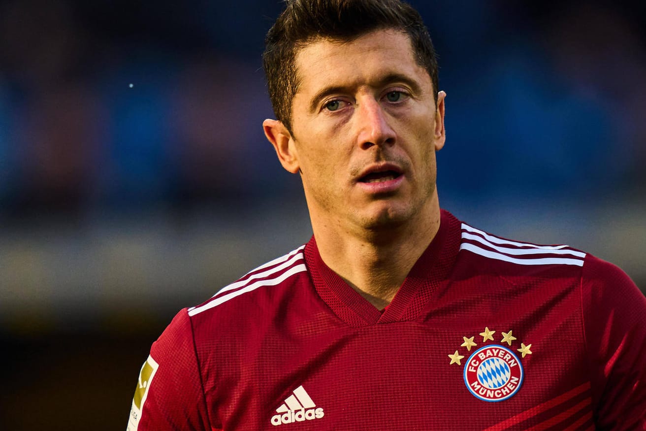 Robert Lewandowski: Der Bayern-Stürmer musste am Dienstag das Training abbrechen.