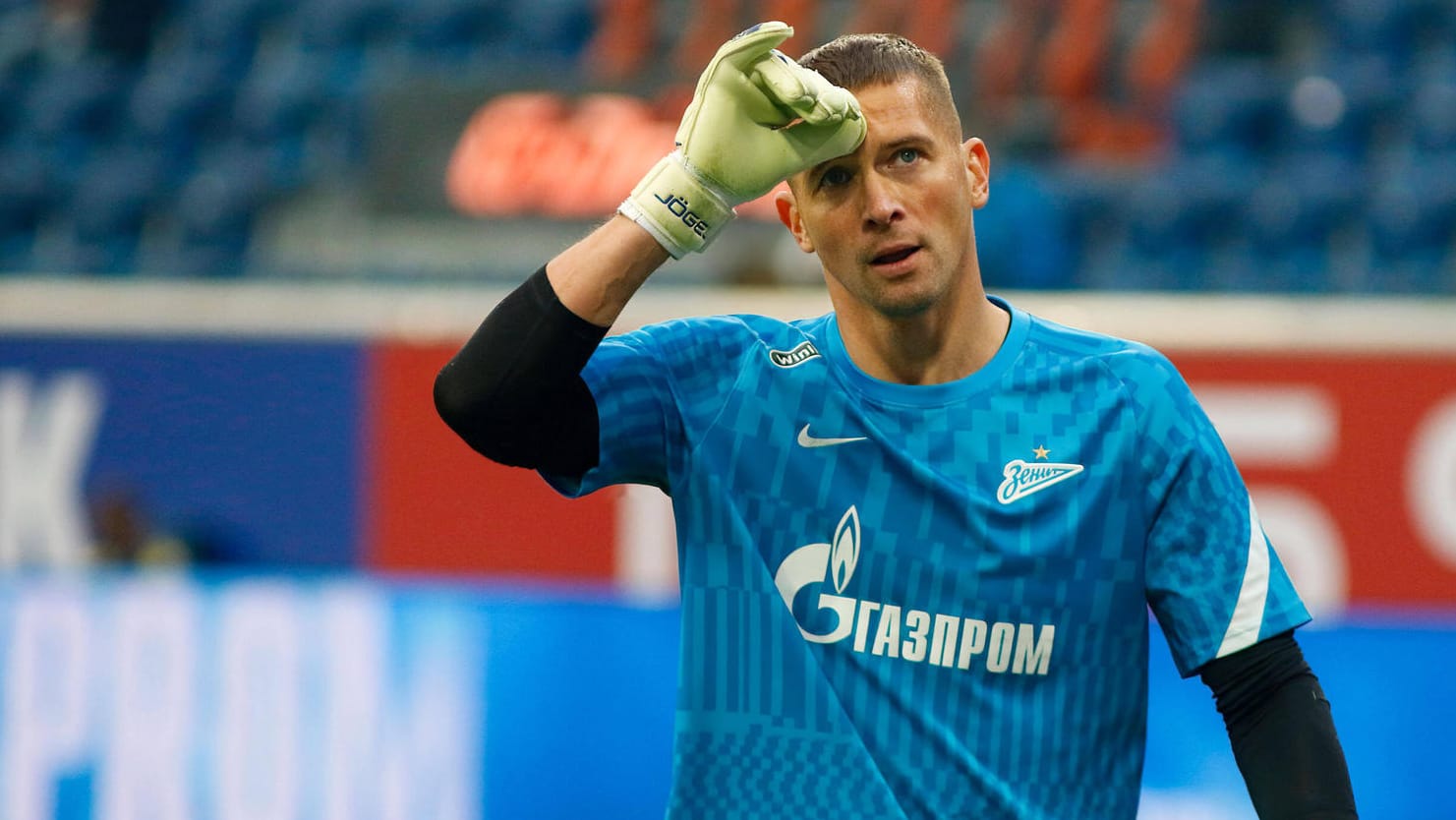 Michail Kerschakow: Der Torhüter von Zenit St. Petersburg wird auch in Zukunft mit seinem Klub nur national spielen.